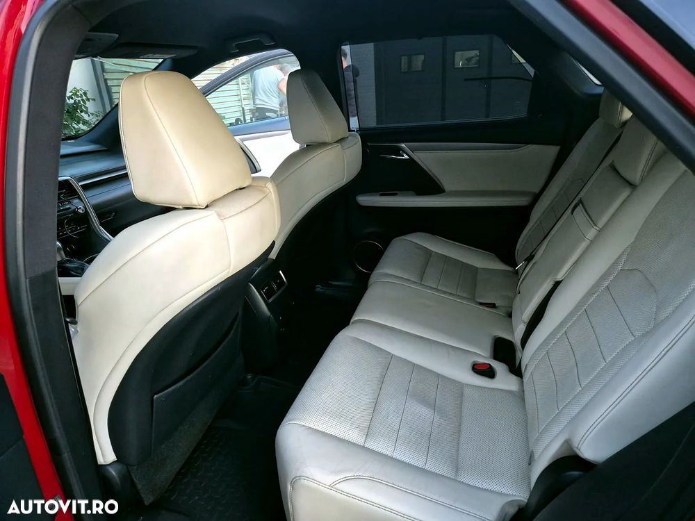 Lexus Seria RX - 5