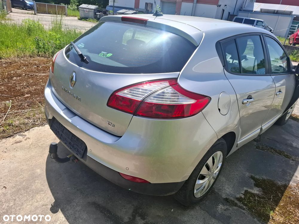 Renault Megane ENERGY TCe 115 Start & Stop Bose Edition - 7