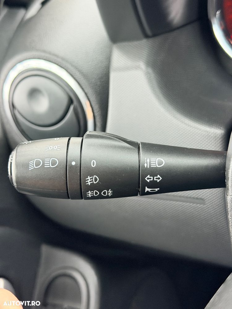 Dacia Duster 1.2 TCe 4x2 Laureate - 19