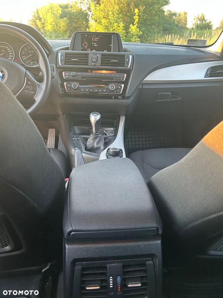 BMW Seria 1 116i - 12