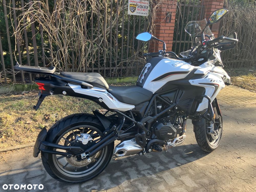 Benelli TRK 502 - 10