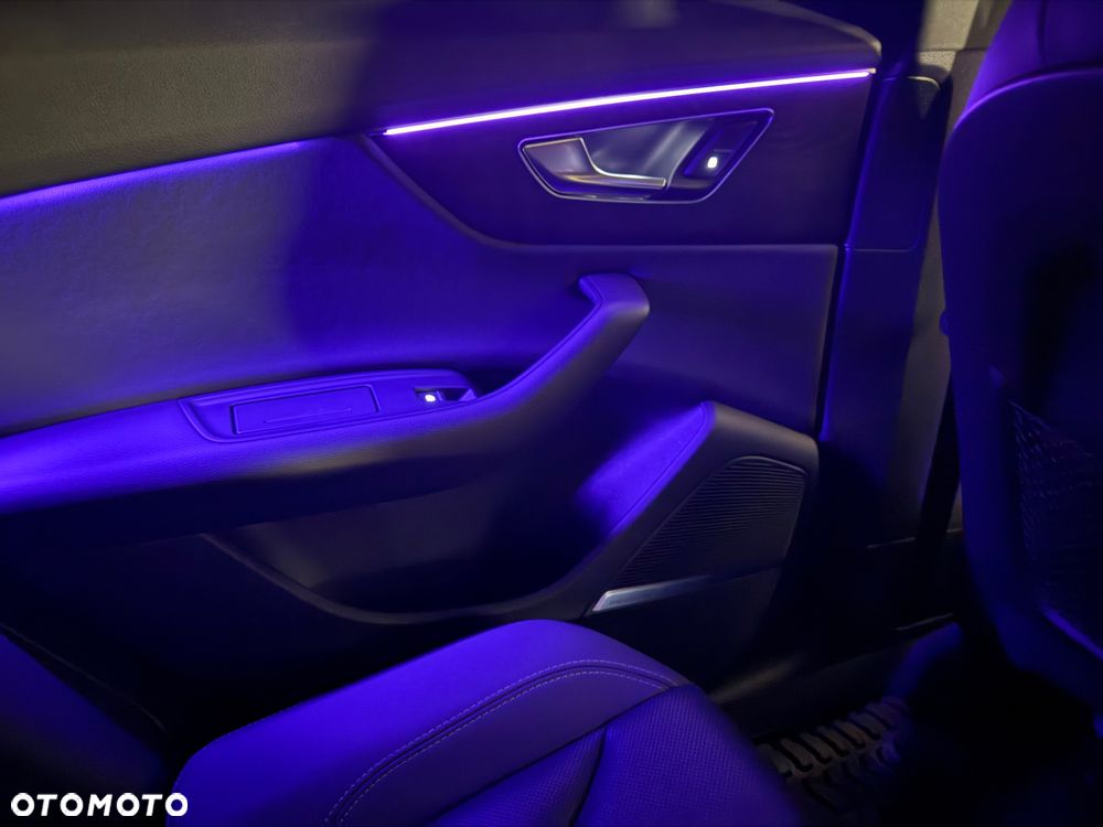 Audi Q8 - 13
