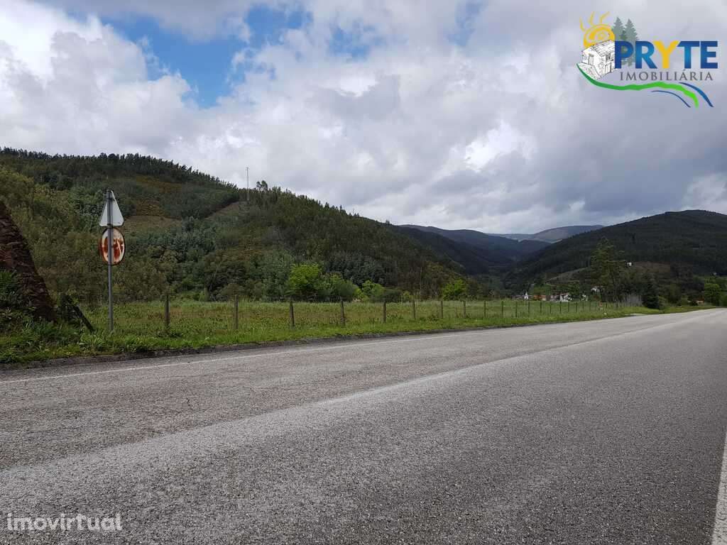 Quinta histórica em zona rural tranquila junto a aldeia de Alvares - Grande imagem: 4/26