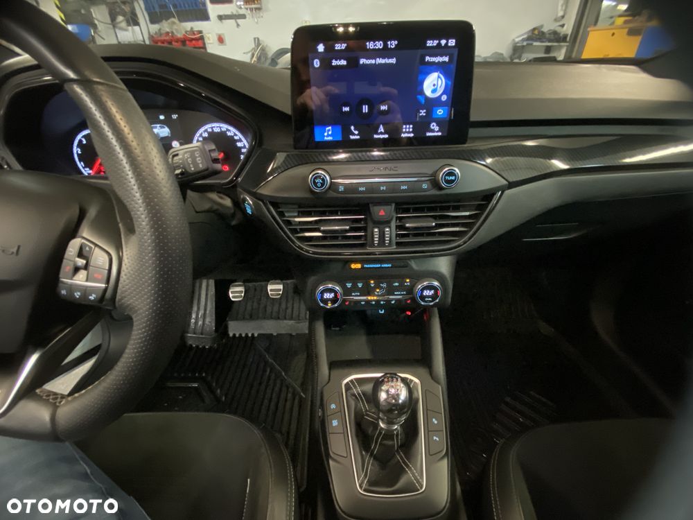 Ford Focus 2.3 EcoBoost S&S ST Edition - 11