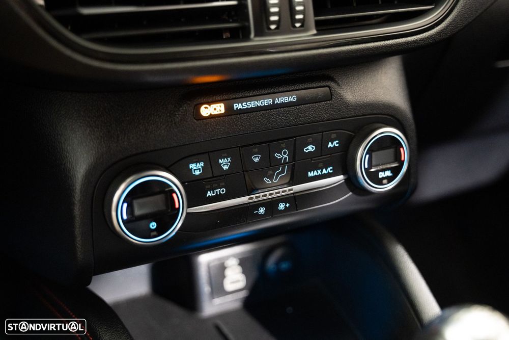 Ford Kuga 1.5 EcoBoost ST-Line - 10