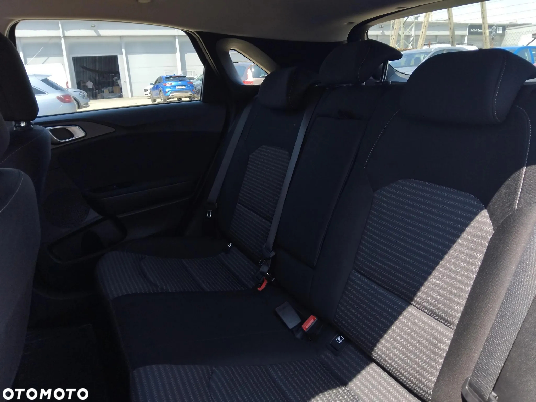Kia Ceed 1.5 T-GDI M - 16