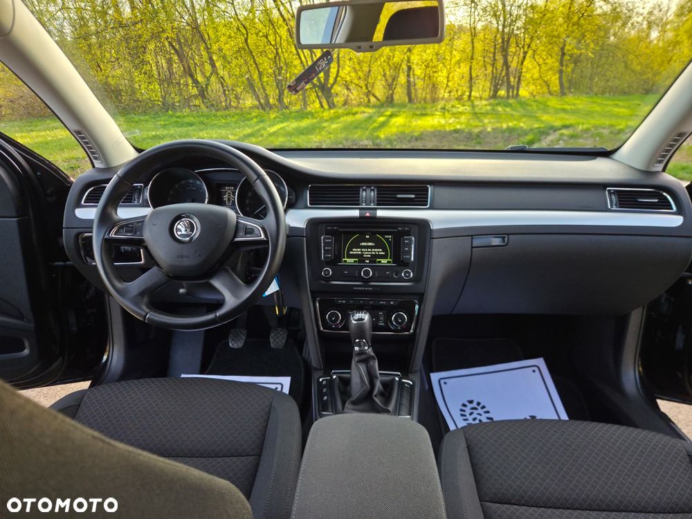 Skoda Superb 1.6 TDI Green tec Active - 15