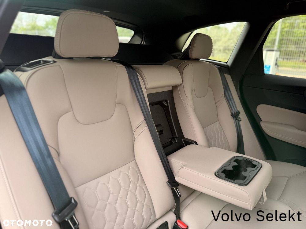 Volvo XC 60 - 24