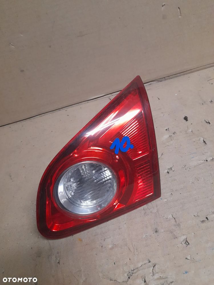 NISSAN QASHQAI J10 LAMPY TYLNEJ KLAPY BAGAŻNIKA - 1