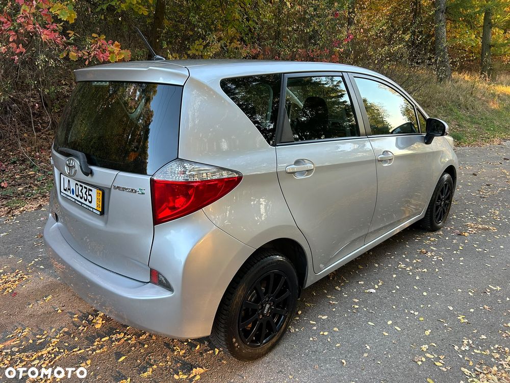 Toyota Verso S 1.33 Premium - 9