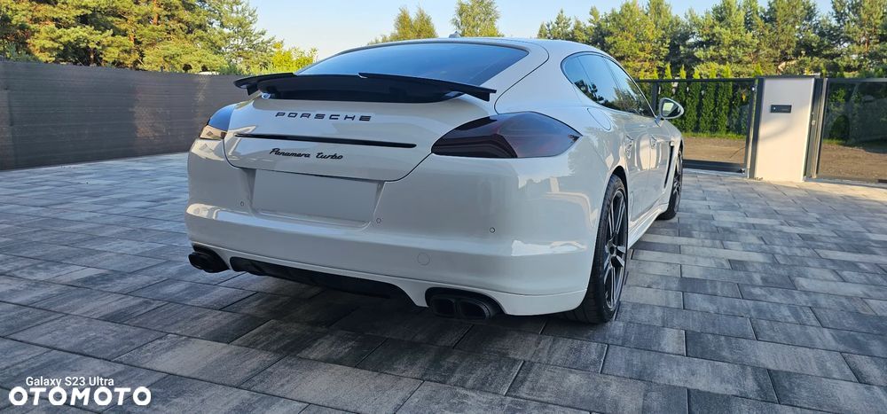 Porsche Panamera Turbo - 14