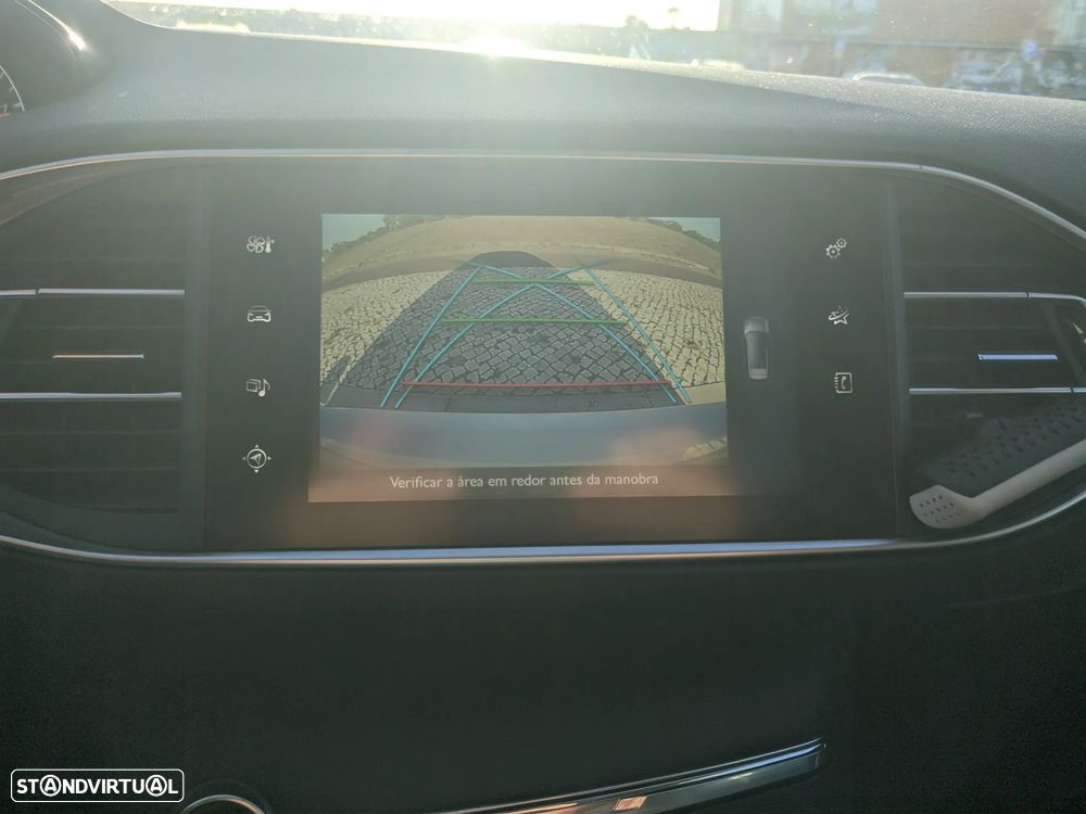 Peugeot 308 SW - 11