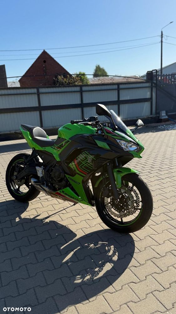 Kawasaki Z 650 - 15