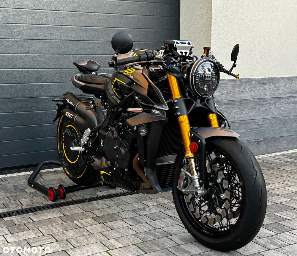 MV AGUSTA RUSH - 5