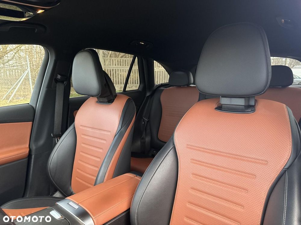 Mercedes-Benz GLC - 12