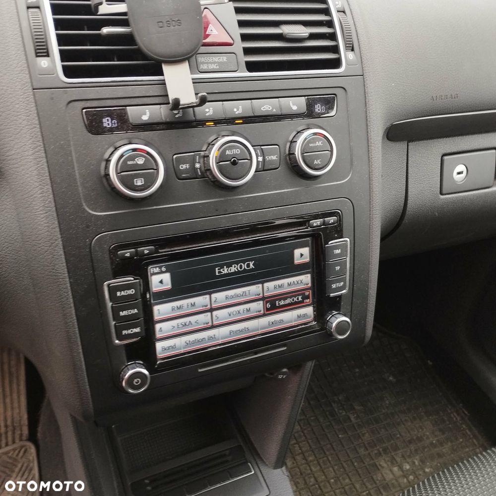 Volkswagen Touran 2.0 TDI DPF Comfortline - 15