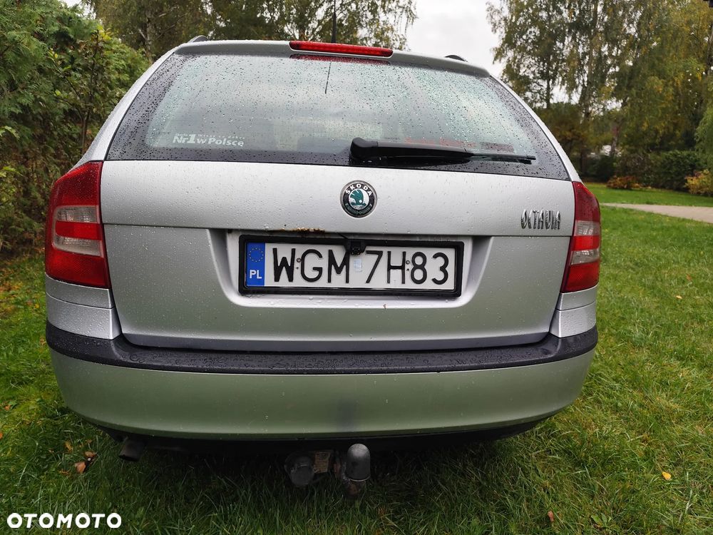 Skoda Octavia 1.6 Tour - 6