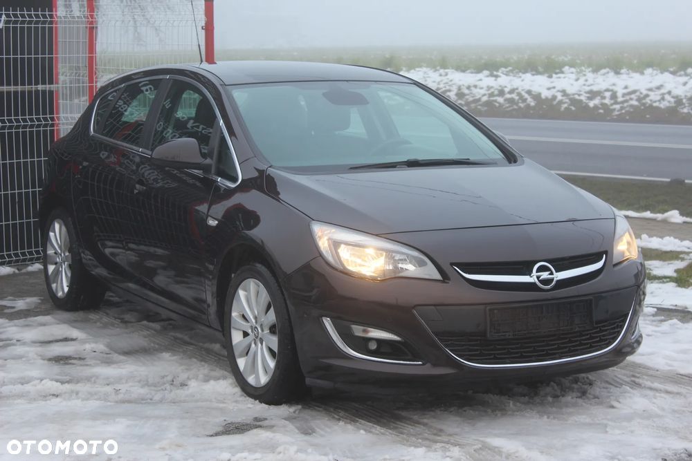 Opel Astra 1.4 T Cosmo S&S - 3