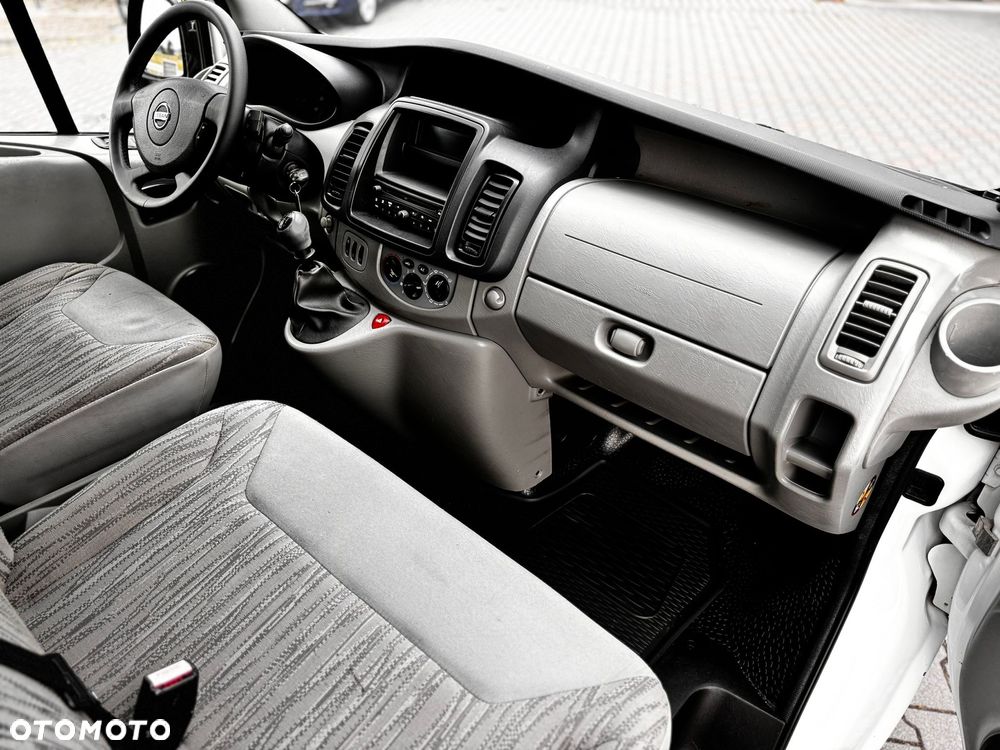 Nissan Primaster - 21