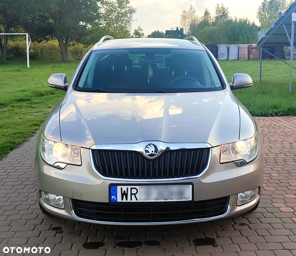 Skoda Superb 2.0 TDI Elegance - 4
