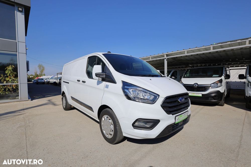 Ford Transit Custom L2H1 2.0 130CP - 11