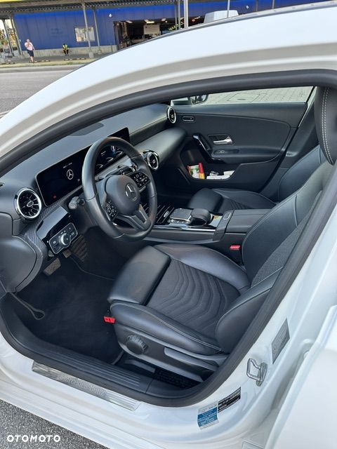 Mercedes-Benz Klasa A 180 Style 7G-DCT - 12