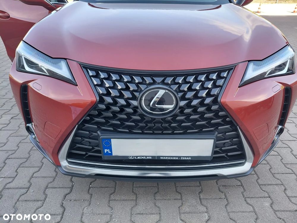 Lexus UX - 2