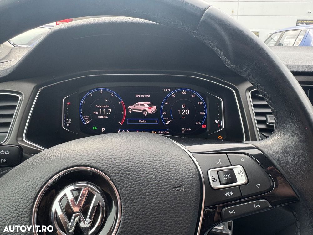 Volkswagen T-ROC - 8