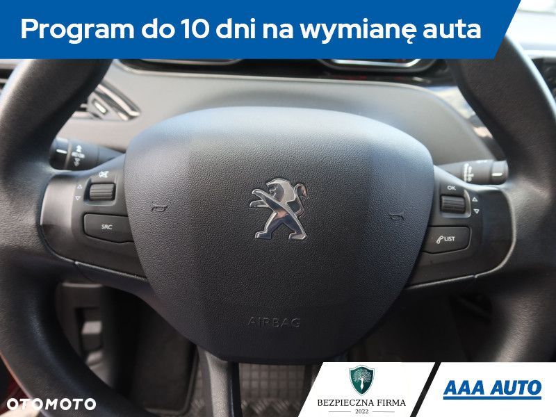 Peugeot 208 - 19
