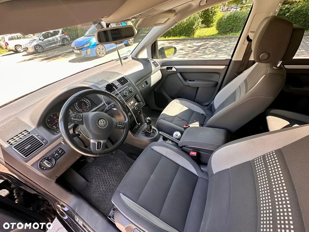 Volkswagen Touran 2.0 TDI DPF Life - 12