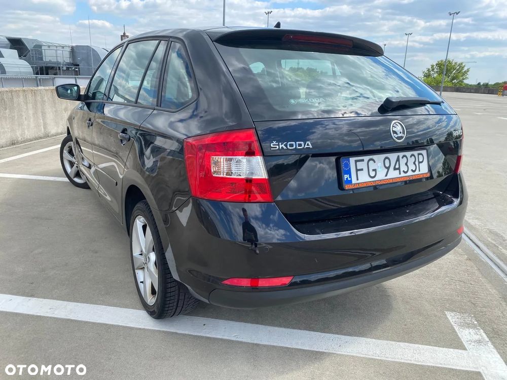 Skoda RAPID 1.2 TSI Ambition - 4