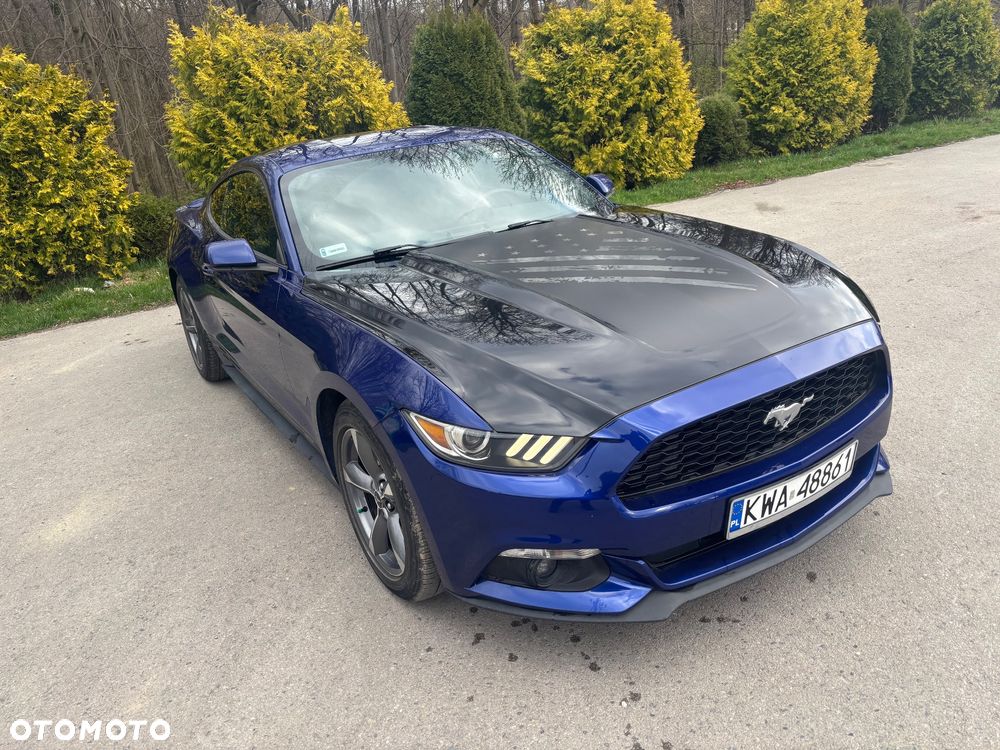Ford Mustang - 3
