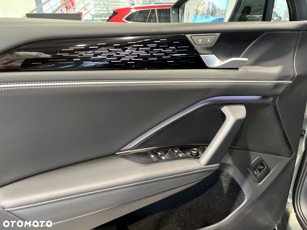 Volkswagen Tiguan 1.5 eTSI Elegance DSG - 12