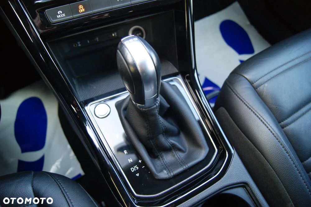 Volkswagen Touran 2.0 TDI BMT Highline DSG - 32