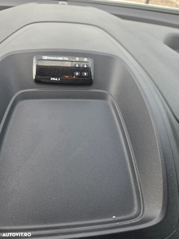 Ford TRANSIT CONNECT - 9