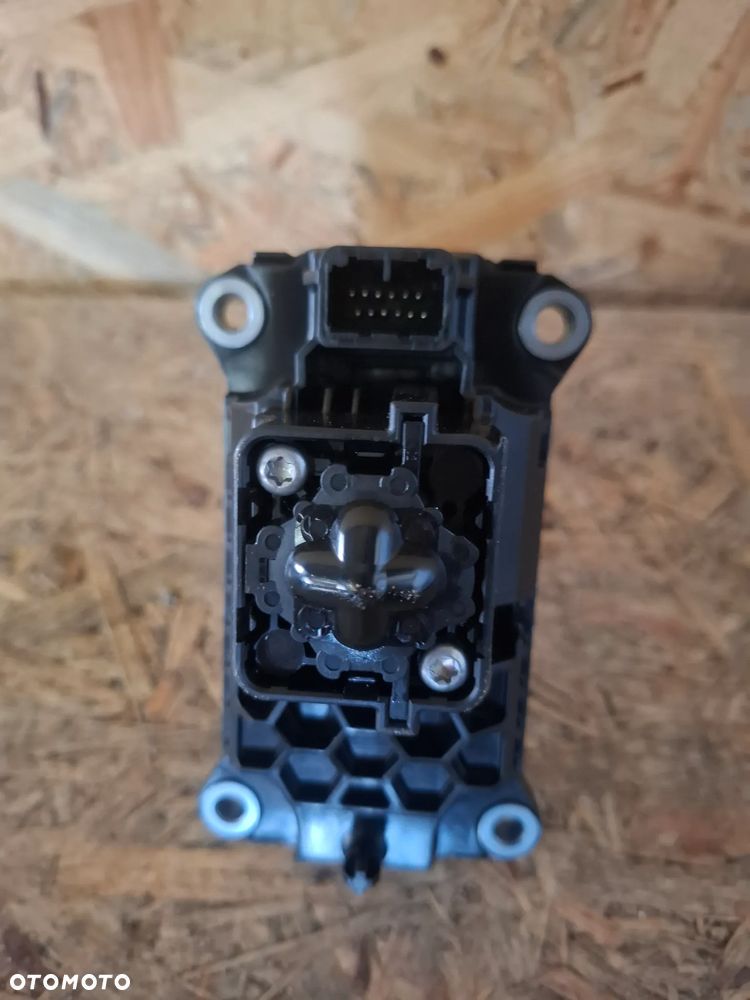 Volvo XC40 Wybierak Zmiany Biegów Automat 31437334 - 3