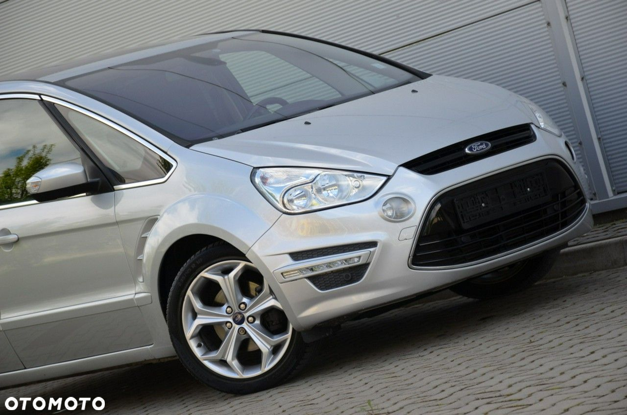 Ford S-Max - 21