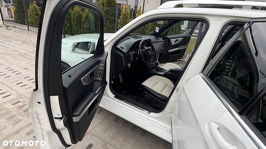 Mercedes-Benz GLK 320 CDI DPF 4Matic 7G-TRONIC Edition 1 - 7