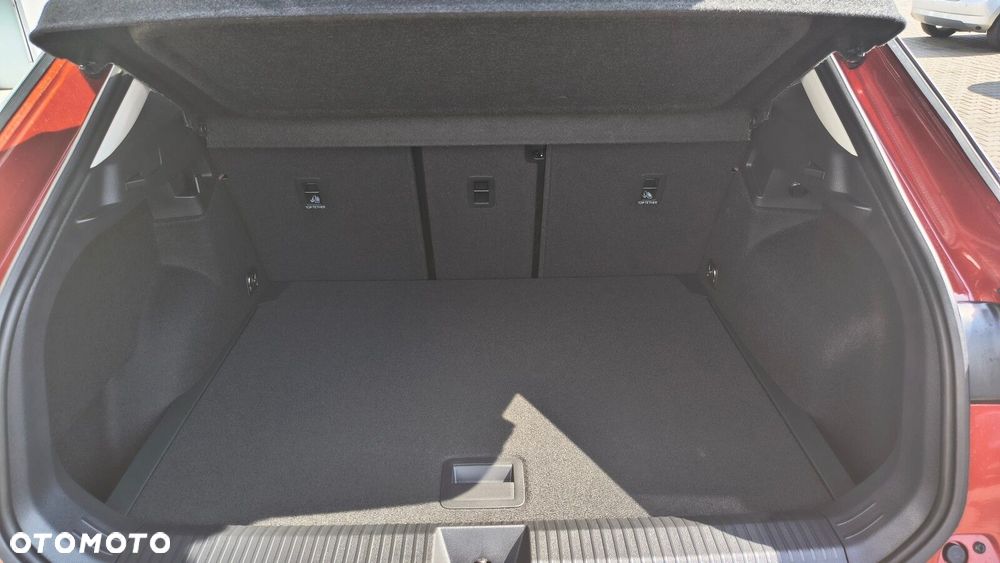 Volkswagen T-Roc - 36