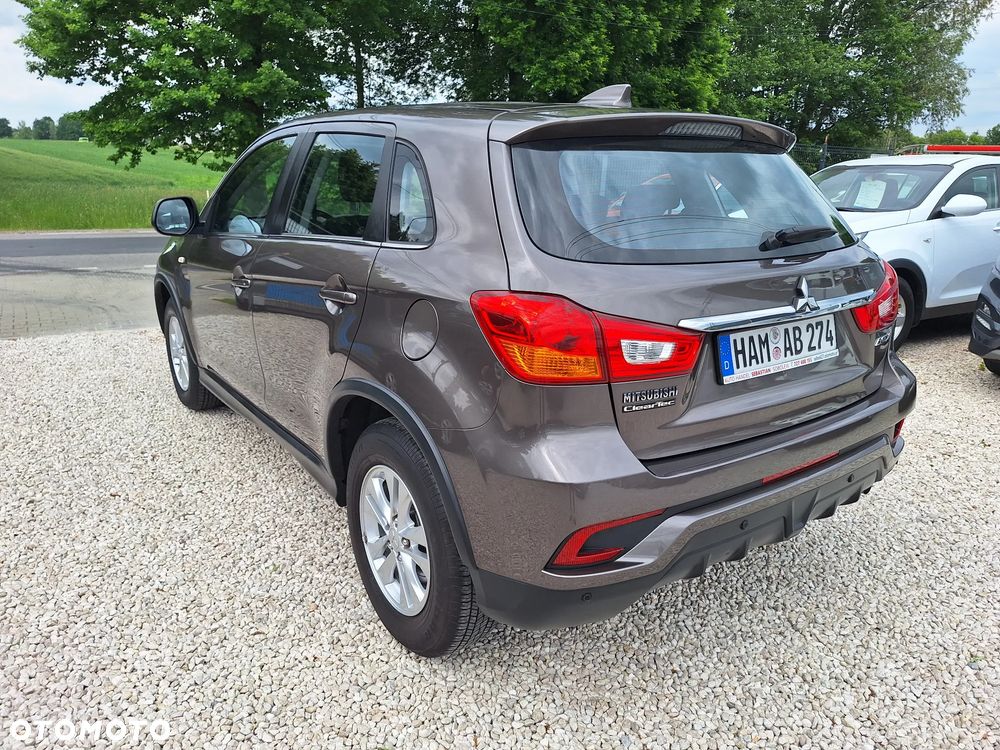 Mitsubishi ASX 1.6 2WD Plus - 17