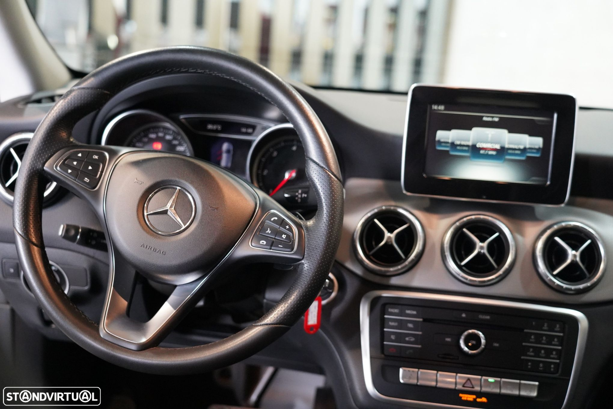 Mercedes-Benz CLA 180 - 28