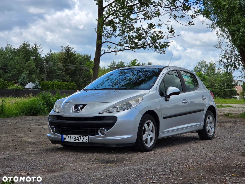 Peugeot 207 1.4 16V Trendy - 1
