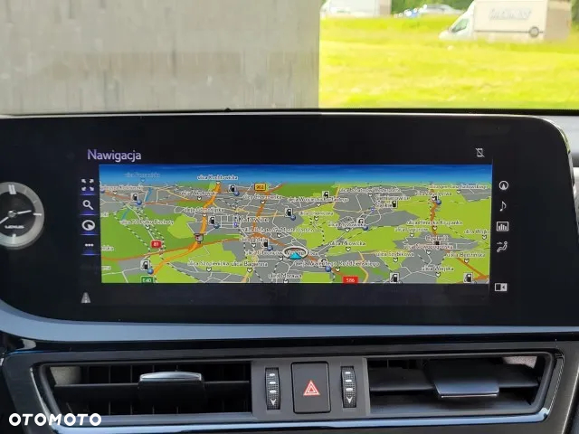 Lexus ES 300h F Sport Edition - 18