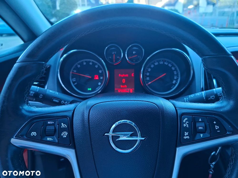 Opel Astra 1.4 T Sport - 12