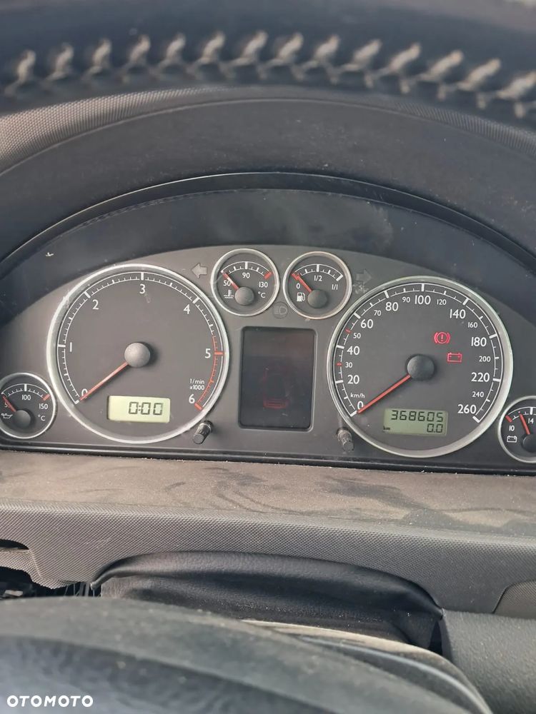 DAWCA CZĘŚCI VW SHARAN I LIFT 2004 1.9 TDI (ASZ) KOD LAK: LB7Z - 16