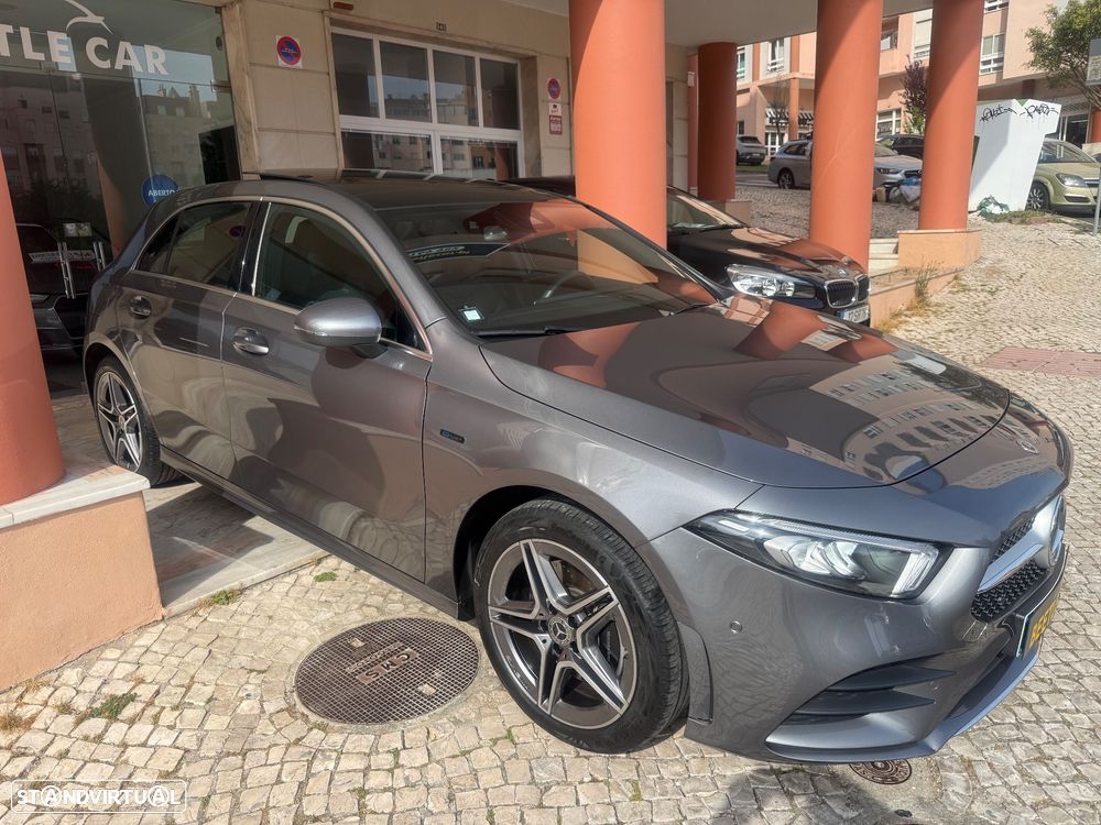 Mercedes-Benz A 250 e AMG Line - 7