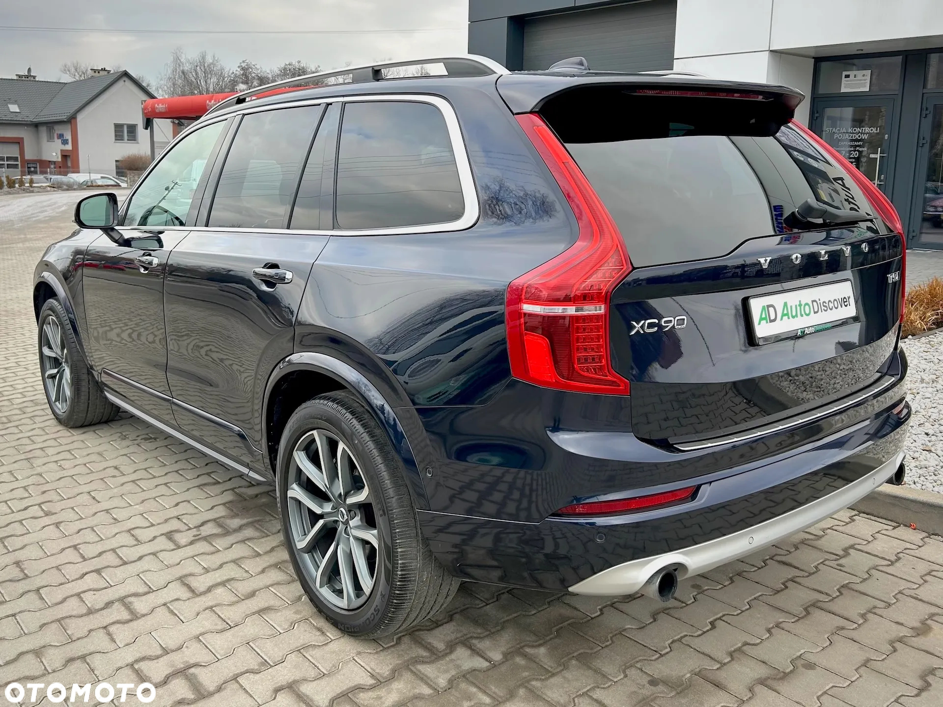 Volvo XC 90 T5 AWD Geartronic Momentum - 2