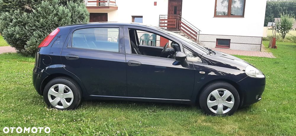 Fiat Grande Punto - 4