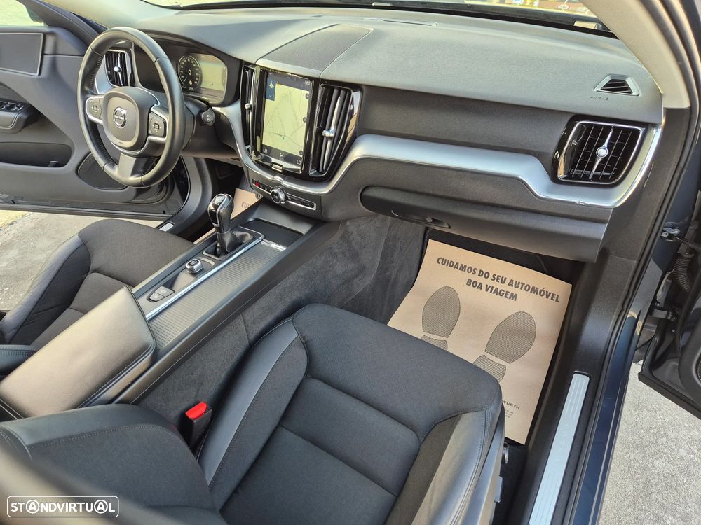 Volvo XC 60 2.0 D4 Momentum Plus - 36