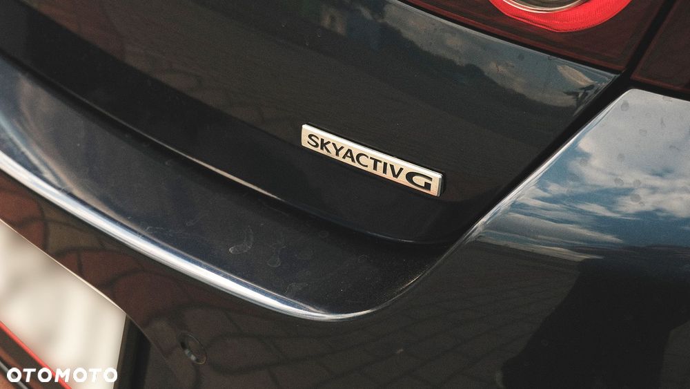 Mazda 3 - 10